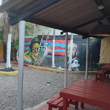 Pensión Torices 1 *
